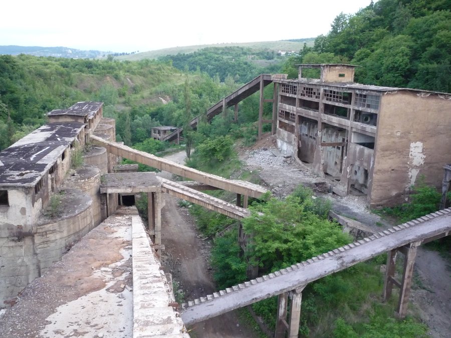 File:Preparation plant teliucu.jpg