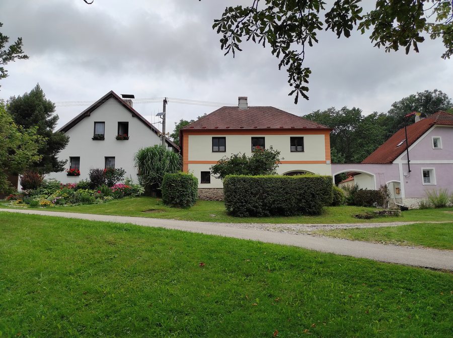 File:Smědeček, Ktiš 01.jpg
