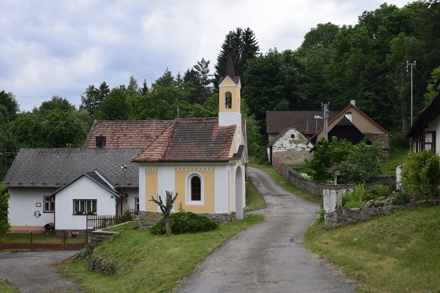 File:Žebrákov (Kovářov) (01).jpg