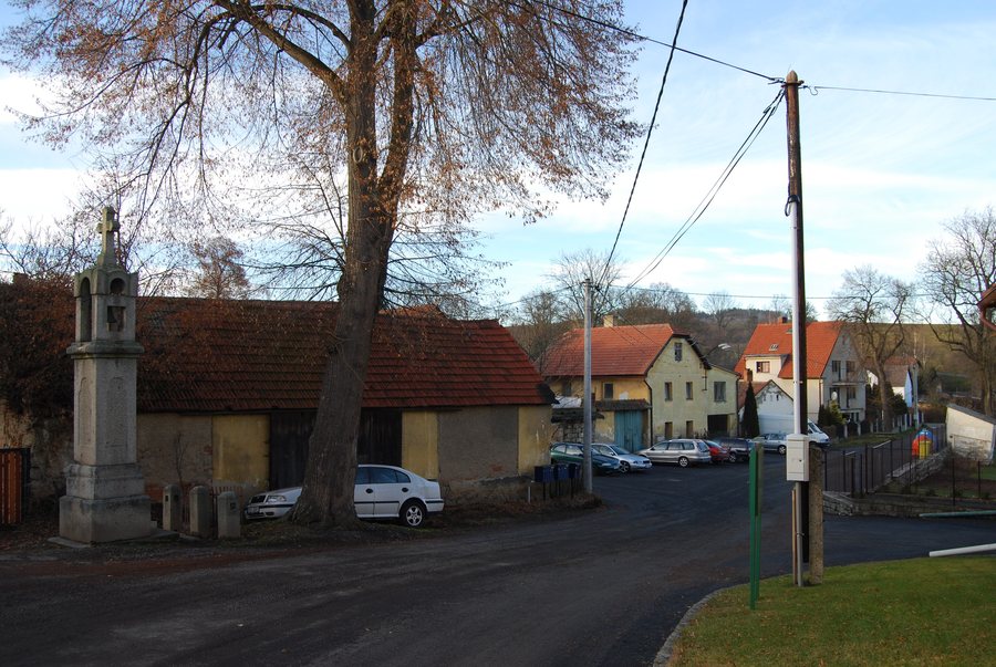 File:Doubravice (Sedlčany) (7).JPG