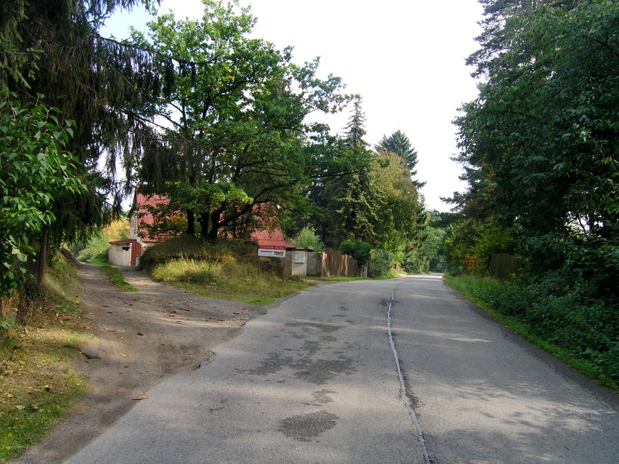 File:Kamenice, Těptín, Jílovská str 2.jpg