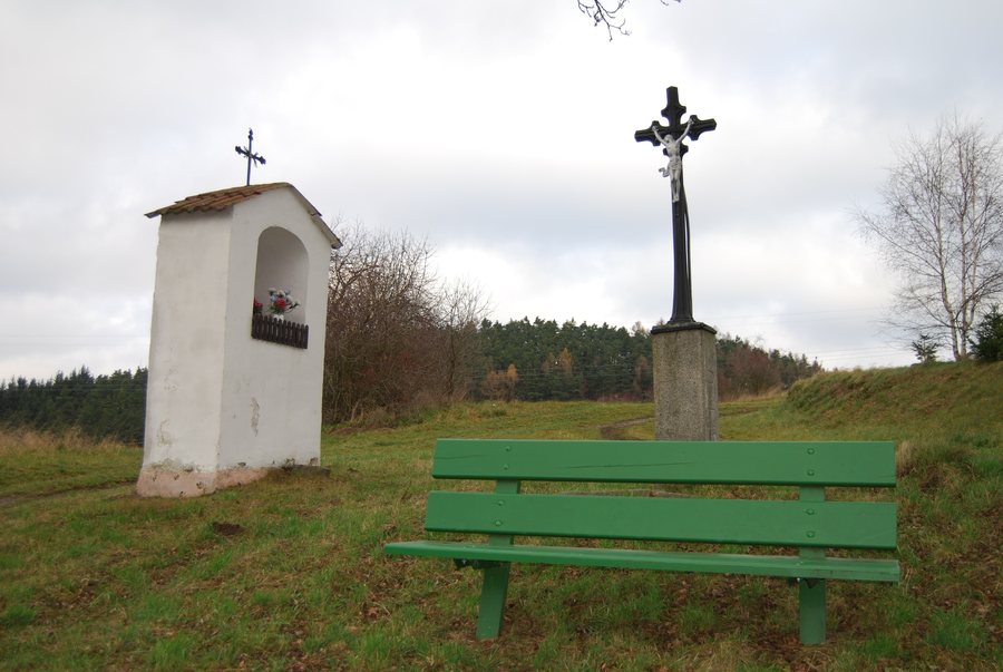 File:Cetyně ( okres Příbram ) (04).jpg