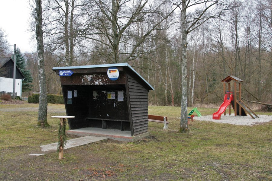 File:Malonty-Jaroměř, zastávka (4962).jpg