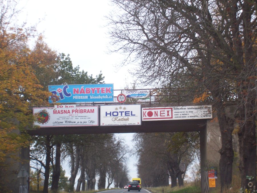File:Vlecka tochovice orlik most.jpg