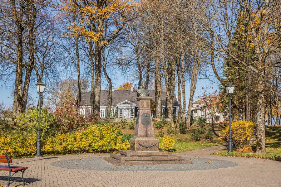 Samogitian diocese museum in Varniai and Bp. M. Valančius garden 90