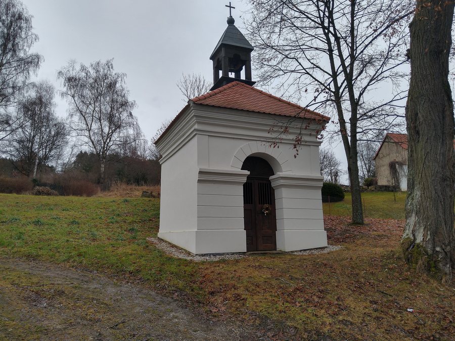 File:Sebanov kaple.jpg