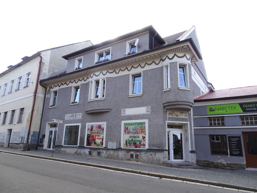 File:Vimperk, Kaplířova 562.jpg