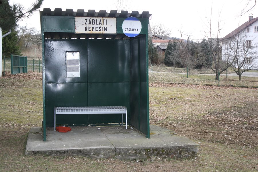 File:Řepešín (Záblatí) 01.jpg