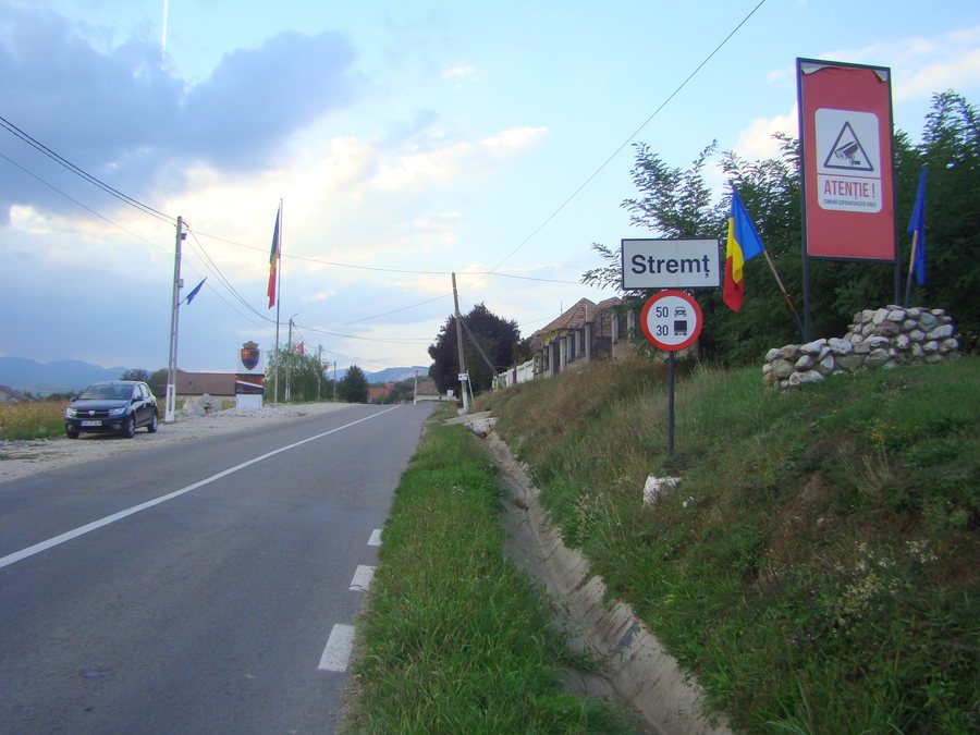 File:RO AB Stremț (1).jpg