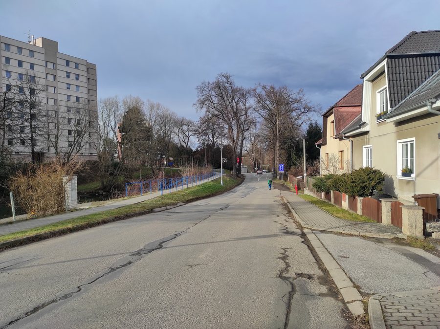 File:Budějovická, Velešín (02).jpg
