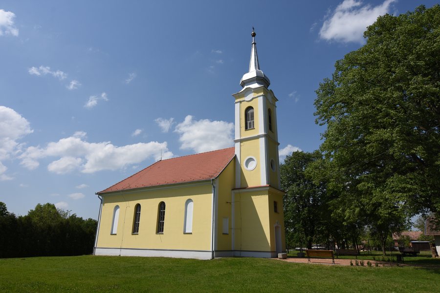 File:Reformed Church Kisrákos 02.jpg