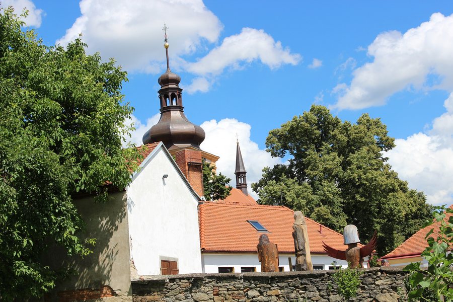 File:Klučenice v okrese Příbram. (004).jpg