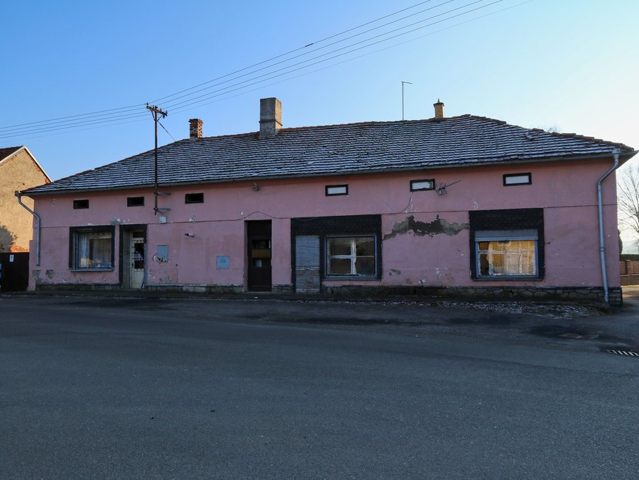 File:Chodouň, Dům č.p. 83 Josefa Poncara.jpg