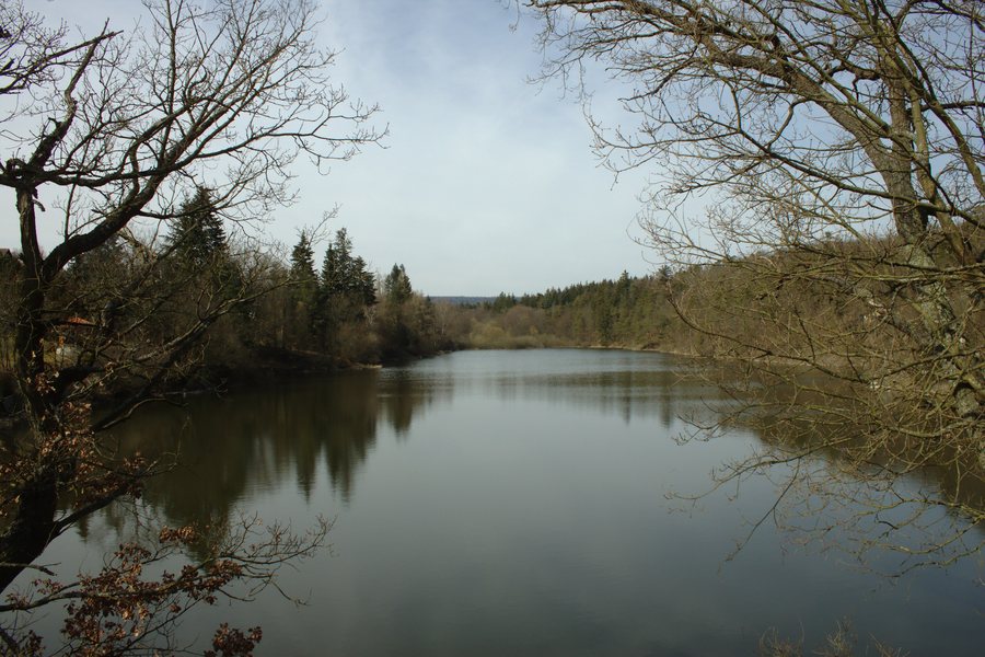 File:Voznice, nádrž.jpg