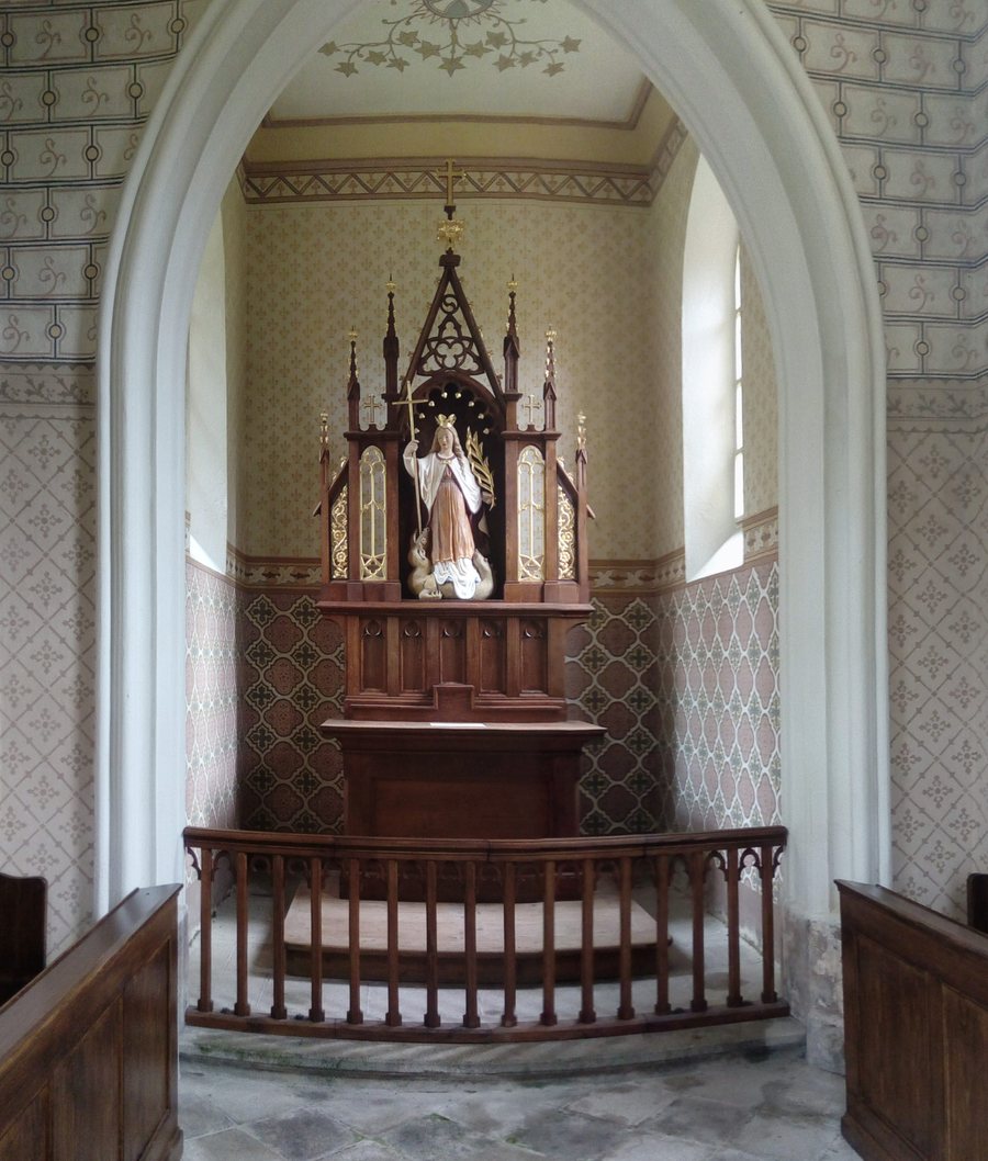 File:Chapel of Saint Margaret, Prachatice, interior 01.jpg