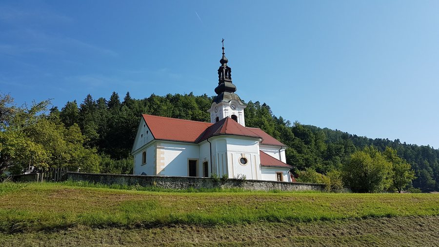 File:Sentjanz pri Mozirju - Cerkev sv. Janeza Krstnika - 20190720 091014.jpg